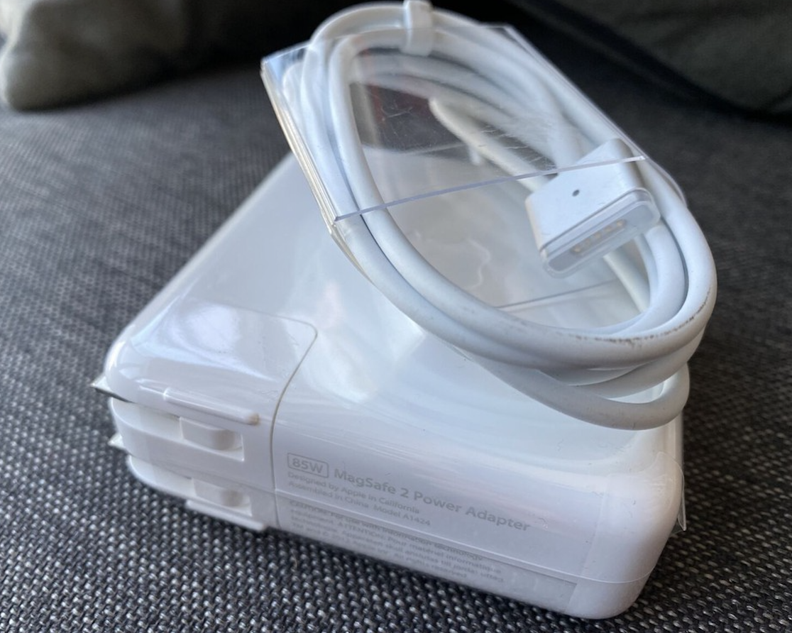 Sạc Macbook 85W Magsafe 2 cho Macbook Pro 15 inch