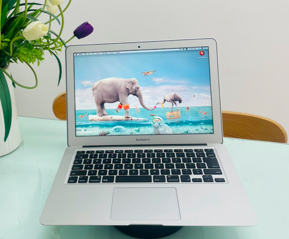 Macbook Air 2017 13inch cấu hình Core i7/ RAM 8GB/ SSD 256GB