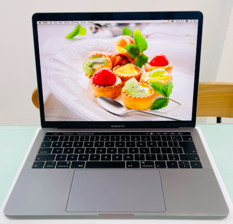 MacBook Pro 2017 13 inch không touch Core I7/RAM 16GB/SSD 256GB